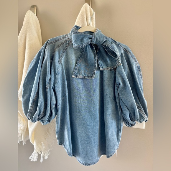a loves a Blue Denim Bow Top - Picture 2 of 4